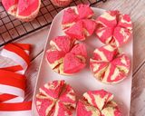 Foto langkah ke 8 dari resep Bolu Kukus Merah Putih🇲🇨.