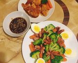 Hình bước làm 4 của món Bạch tuộc nâu, hiệp sĩ bông cải xanh và công chúa cà rốt