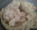 Foto langkah ke 1 dari resep Soes Kering Keju.