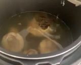 A picture of step 1 of Cow Heels with Spicy Sauce.