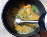 Une image de l'étape 6 de Velouté de potiron, pomme de terre et céleri 🥣.