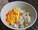 Foto langkah ke 3 dari resep Nasi Goreng Italian Herb.