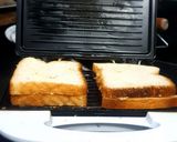 A picture of step 4 of Potato sandwich.