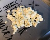 Une image de l'étape 5 de Salade du jardin,tomate cœur de bœuf,fromage frais mariné et ciboulette.