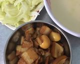 Hình bước làm 6 của món Thịt kho trứng cút