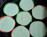 Foto langkah ke 4 dari resep Bolu pandan kukus.