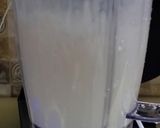 A picture of step 2 of Thandi Thaar Namkeen Lassi.