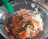 Foto del paso 3 de la receta: Ensalada americana con salmón ahumado y ricotta