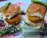 A picture of step 7 of Vada pav.