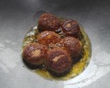 A picture of step 5 of Raw Banana Tikki.