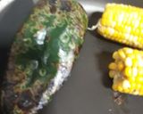 Foto del paso 2 de la receta: Ensalada asada de elote y nopal