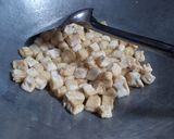 Foto langkah ke 1 dari resep Tumis kerang pedas manis.