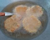 Foto langkah ke 6 dari resep Bakwan jamur wortel.