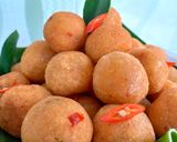 Foto langkah ke 3 dari resep Bola bola singkong pedas/mendol singkong/ento ento singkong.