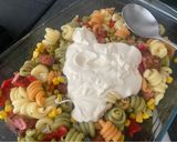 Foto del paso 4 de la receta Ensalada fría de pasta con huevo frito 🍳