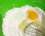 Foto langkah ke 6 dari resep Bolu Kukus Pisang (tanpa mixer).