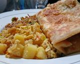 Foto langkah ke 9 dari resep Hubus At-thowah Al Yamani ، (خبز الطاوة اليمني).