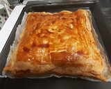 Foto del paso 8 de la receta: Empanada de hojaldre de salmón fresco y gambas