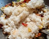 Foto langkah ke 4 dari resep Nasi goreng kampung.