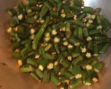 A picture of step 4 of Masala Bhindi.