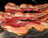 My filled cheese topped Bagel 🥯 🥓 🧀 🥑 🥚