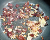Foto del paso 5 de la receta: Tallarines en salsa de queso con ibérico