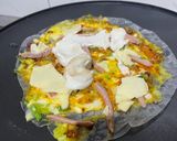 Foto langkah ke 6 dari resep Vietnamese Street Pizza - Banh Trang Nuong.