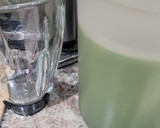 A picture of step 4 of Agua de pepino y limón (cucumber & lime water).