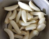 A picture of step 2 of Garlic fenugreek.