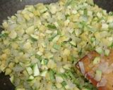 Foto del paso 2 de la receta: Tortilla súper rápida de zuchinis en la Flip!