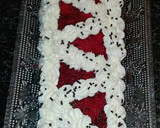 Foto del paso 5 de la receta: Brazo de terciopelo rojo relleno de buttercream de queso