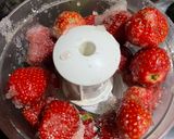 Foto langkah ke 1 dari resep Selai Strawberry.