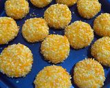 Foto langkah ke 4 dari resep Nugget Tape Keju Lumer.
