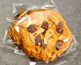 Foto langkah ke 8 dari resep Coconut Almond Chips Cookies 🍪🍪🍪.