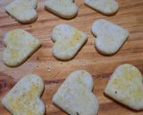 Foto del paso 10 de la receta: Galletitas crocantes corazón saladas, con harina de maíz