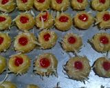 Foto langkah ke 5 dari resep Thumbprint Cookies #KamisManis.