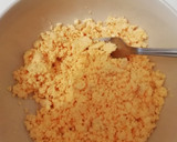 Foto del paso 1 de la receta: Huevos rellenos de marisco