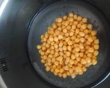 Foto del paso 1 de la receta: Hummus de Aceitunas y Queso Feta