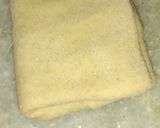 A picture of step 3 of Namkeen Parantha.