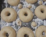 Foto langkah ke 5 dari resep Donat Kentang.