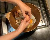รูปขั้นตอนการทำที่ 6 ของ กุ้งผัดไข่