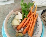 Foto langkah ke 2 dari resep Bone Broth Kaldu Ceker.