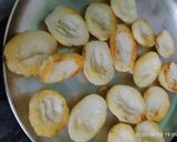 A picture of step 1 of Potatoes pizza bites.