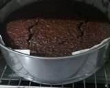 Gambar langkah 7 resipi KEk cHoColaTe MoisT LeLeh.