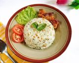 Foto langkah ke 5 dari resep Nasi Daun Jeruk.