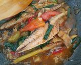 Foto langkah ke 4 dari resep Sarden pindang kesukaan anak.