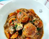 A picture of step 7 of Chicken and Turkey Meatballs with Vegetables.