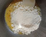 Foto langkah ke 2 dari resep Adonan Dasar Roti Tanpa Ulen dengan Minyak.