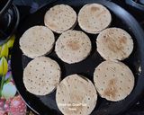 A picture of step 2 of Mini Veg Pizza Bites (Italian Party Appetizer).