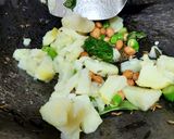 A picture of step 2 of Sabudana Khichdi.